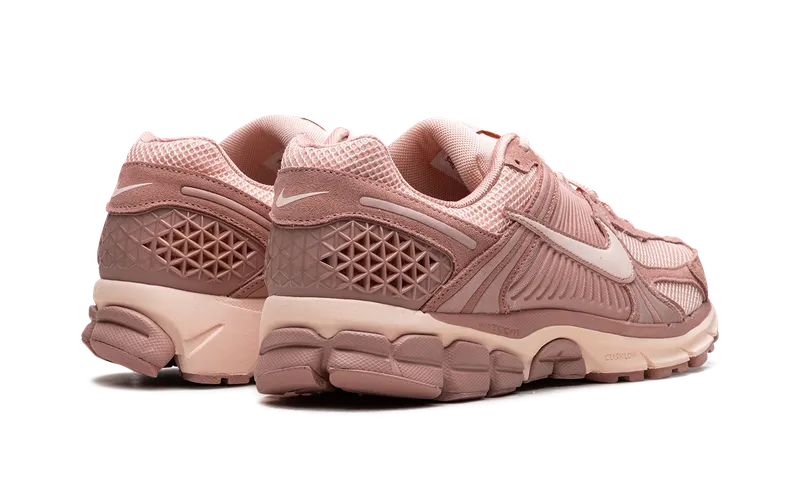 Nike Zoom Vomero 5 “Red Starburst” (HF1553-600)