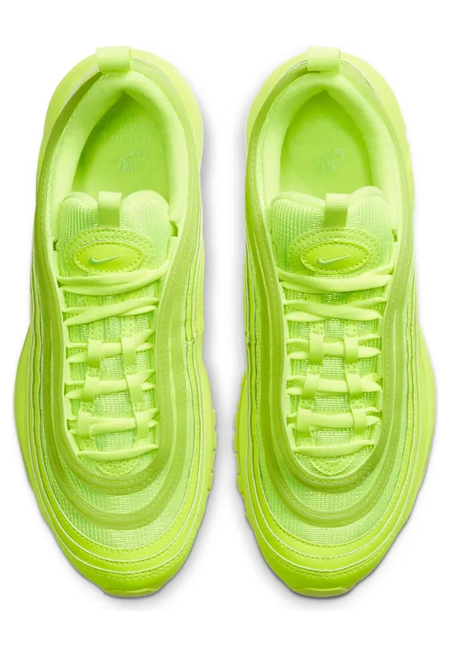 nike-air-max CW7028-700
