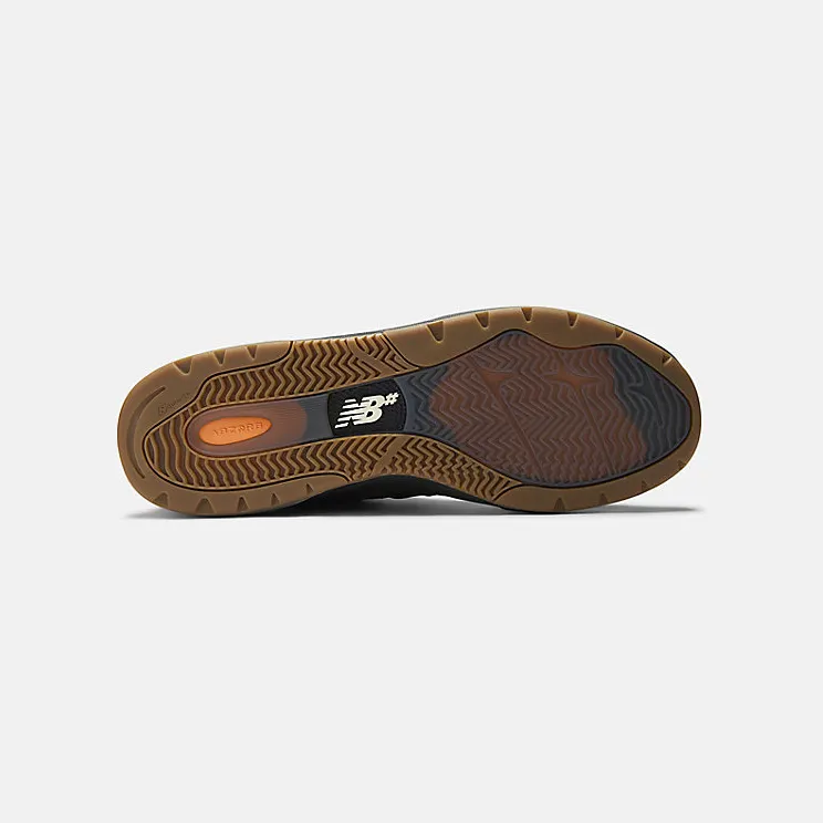 new-balance-numeric NM933BAR