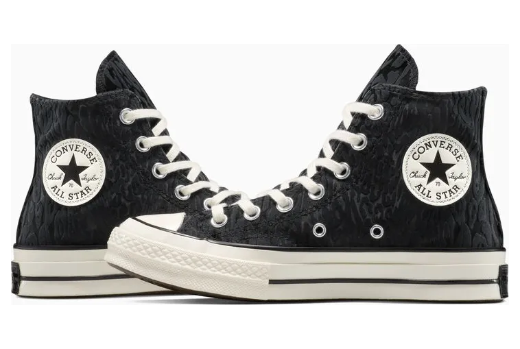 converse-chuck-taylor-all-star A15159C