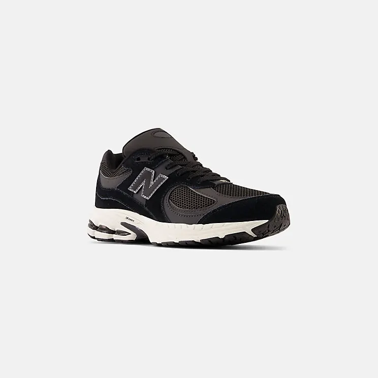 new-balance-2002r GC2002BK