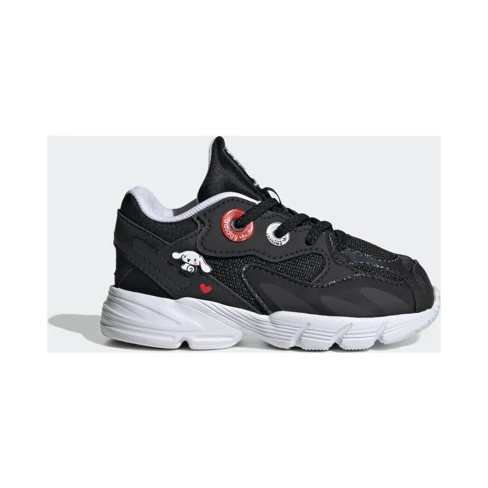 Adidas Astir Core Black / Cloud White / Vivid Red (HQ1560)