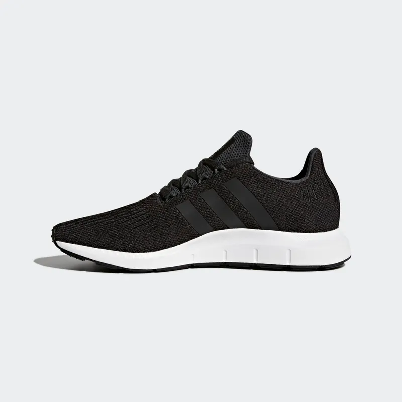 Adidas Swift Run Black / Carbon / Core Black / Medium Grey Heather (CQ2114)