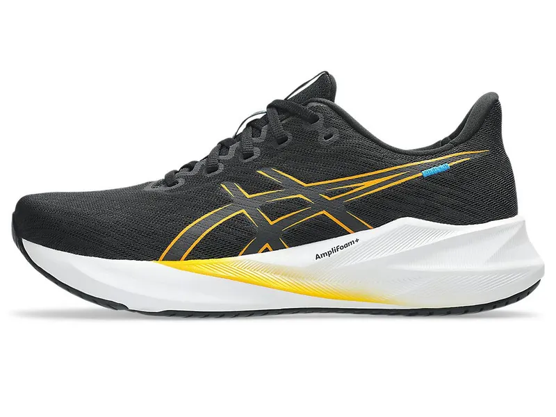 ASICS VERSABLAST 4 “Black / Yamabuki” (1011B984-004)