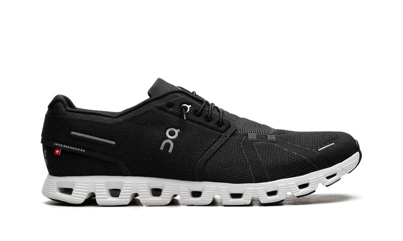 On Running Cloud 5 “BLACK/WHITE” (59.98919)