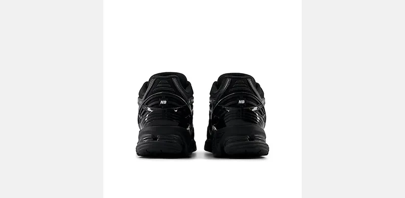 New Balance 1906R “Black” (M1906RBB)