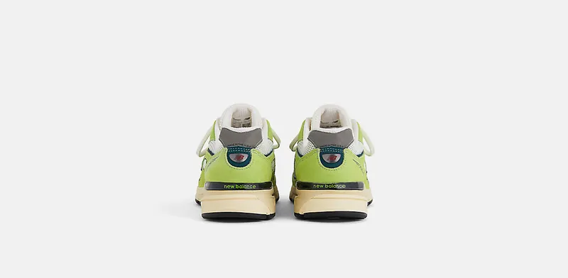 New Balance 990V4 “Teddy Santis” (U990NB4)