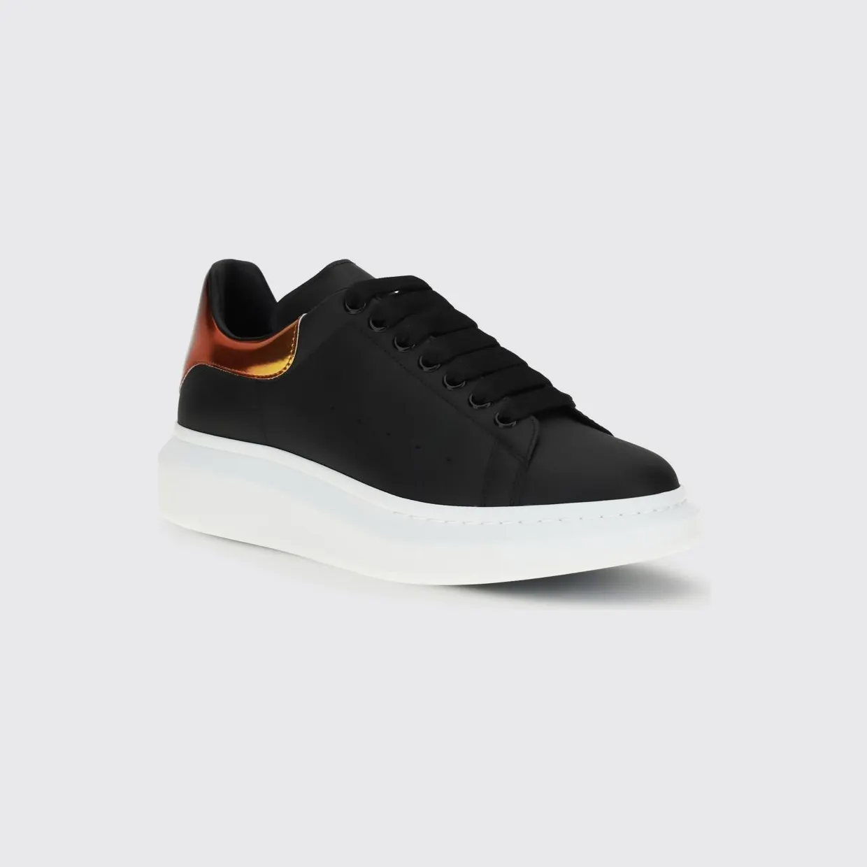 Mcqueen Oversize Leather Sneakers Black (553680WIAKA1980)