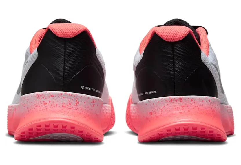 nikecourt HV1384-100