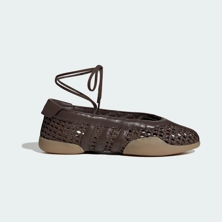 adidas Taekwondo Mei “Brown / Brown / Gum” (HP3730)