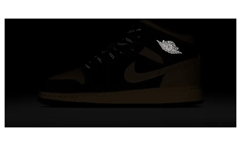 air-jordan-1 IB7053-002