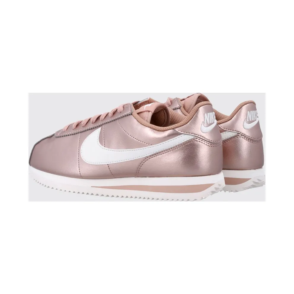 Nike Cortez Laminated Leather Trainers with Swoosh Logo and Round Toe Pink (IR0042900)