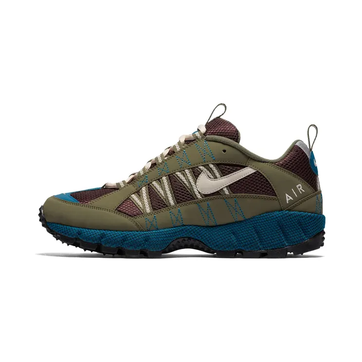 Nike Air Humara ’17 “Medium Olive / Deep Burgundy / Green Abyss / Desert Sand” (AJ1102-200)