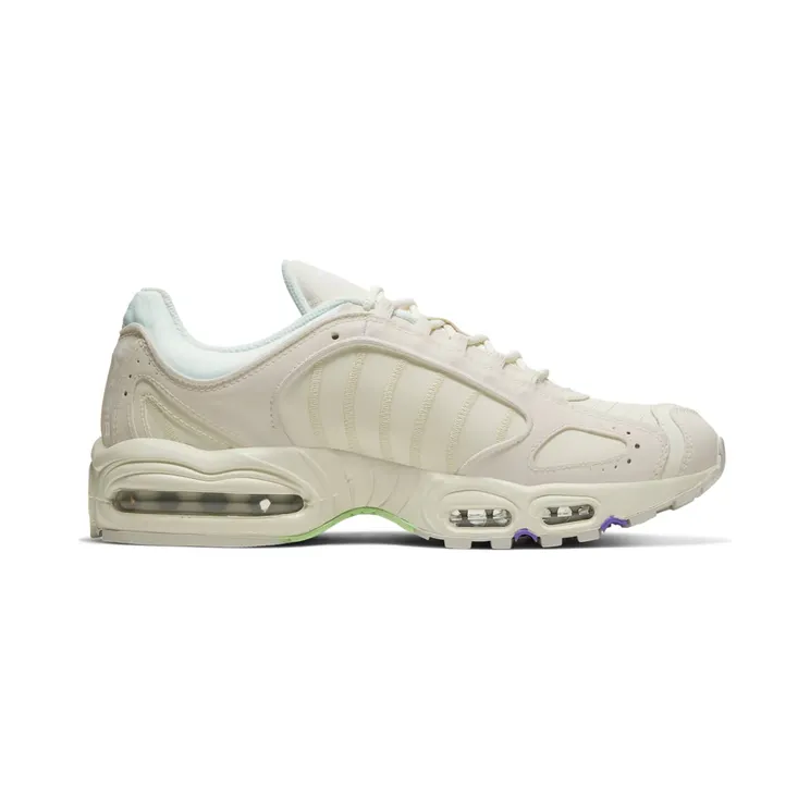 nike-air-max CQ6569-100