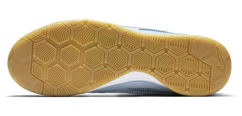nike-gato AR9821-400