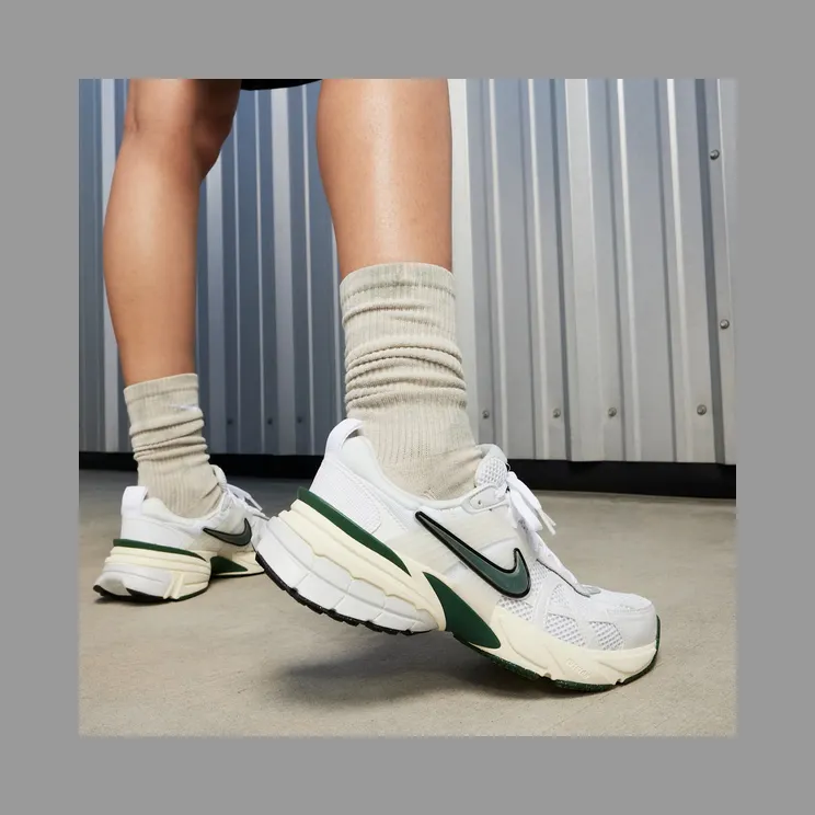 nike-v2k-run FD0736-101