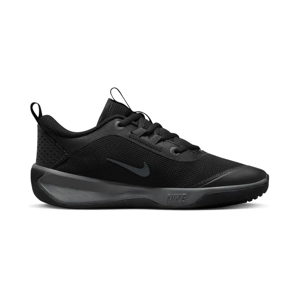 Nike Omni Multi-Court Older Kids’ Indoor Court Black (DM9027-001)