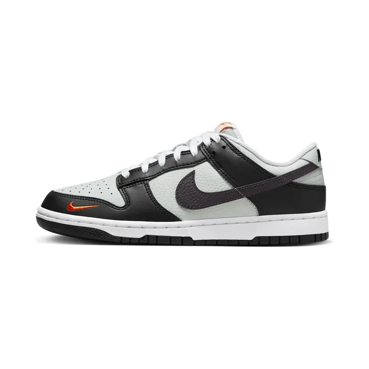 Nike Dunk Low “Black/Total Orange” (FN7808-001)