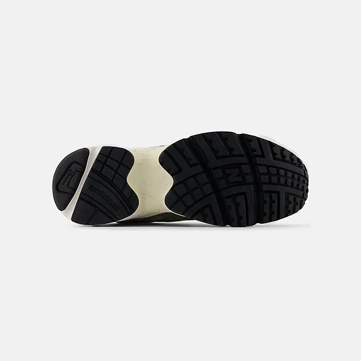 new-balance-725 ML725UE