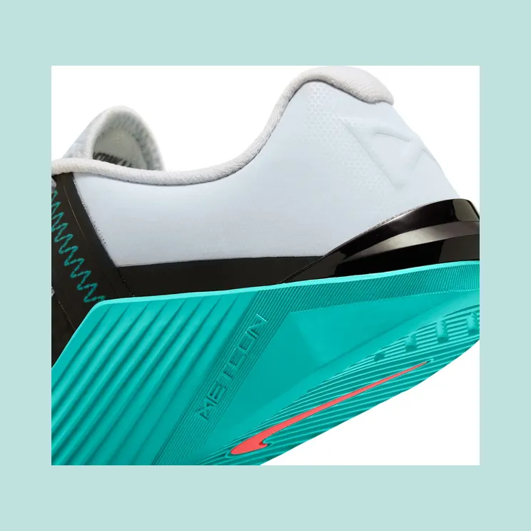 nike-metcon AT3160-020