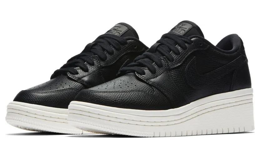 Jordan 1 Retro Low Lifted Black Phantom (W)