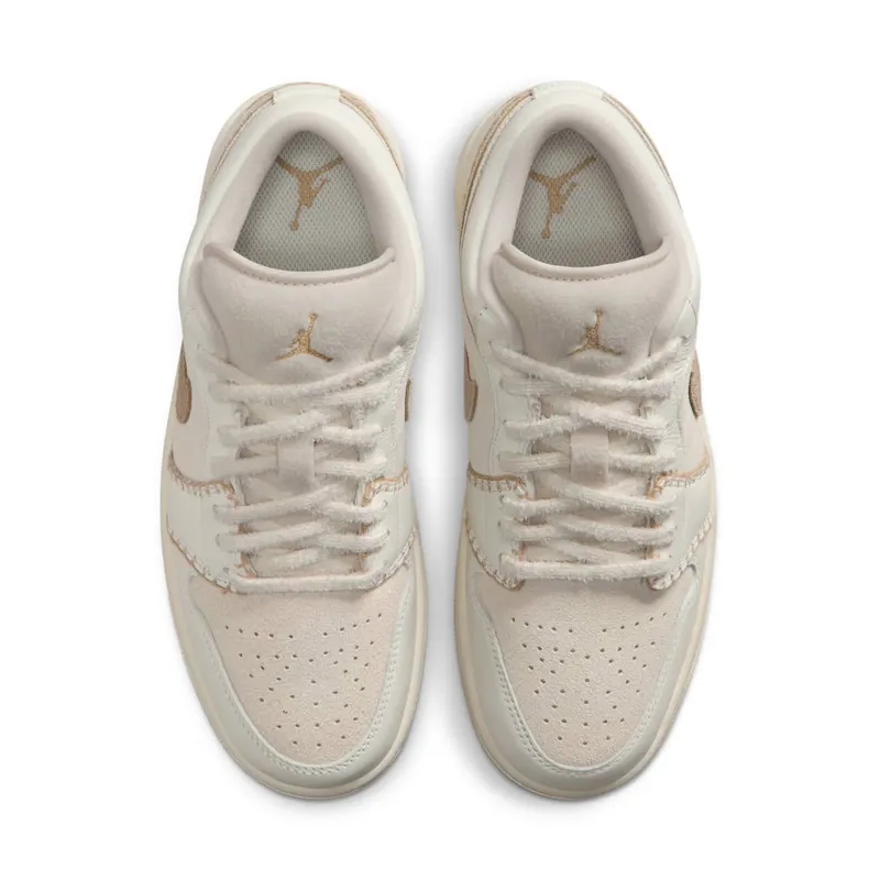 Jordan 1 Low SE “Cozy Girl” (HV4268-120)