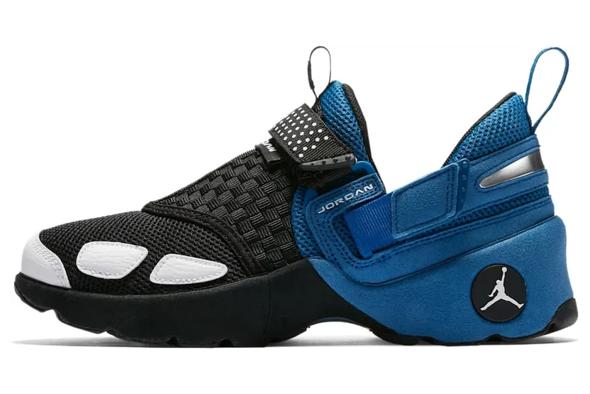 Jordan Trunner LX 905223-007