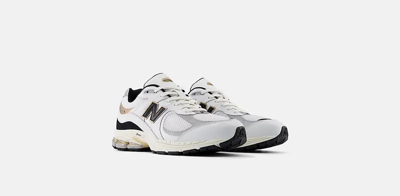 New Balance 2002R White Black Gold Metallic (M2002RPN)