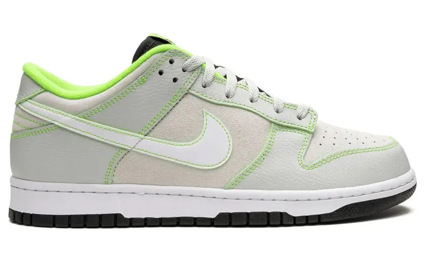 Nike Dunk Low UO P Oregon Sneakers – Silber (FQ7260)