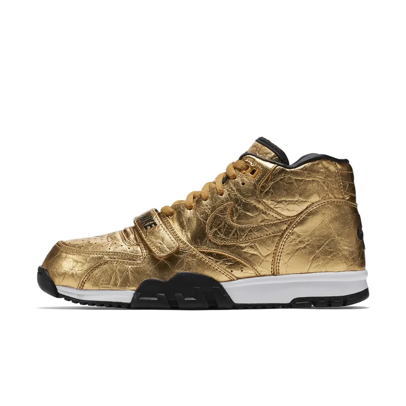 Nike Air Trainer 1 Super Bowl 50 Metallic Gold/Metallic Gold-Black (840169-700)