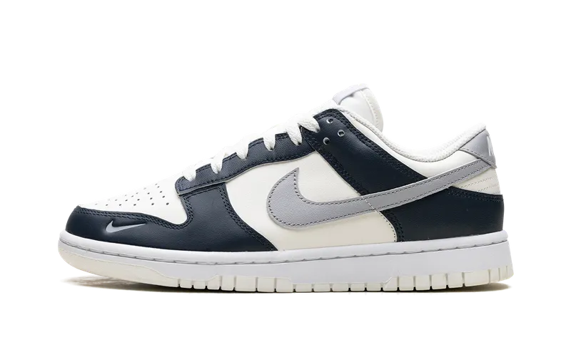 Nike Dunk Low “Armoury Navy” (HV2390-100)