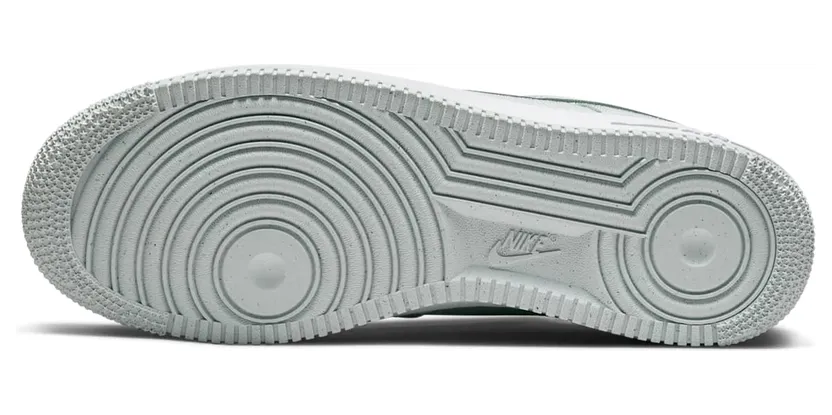 nike-air-force DN4925-001