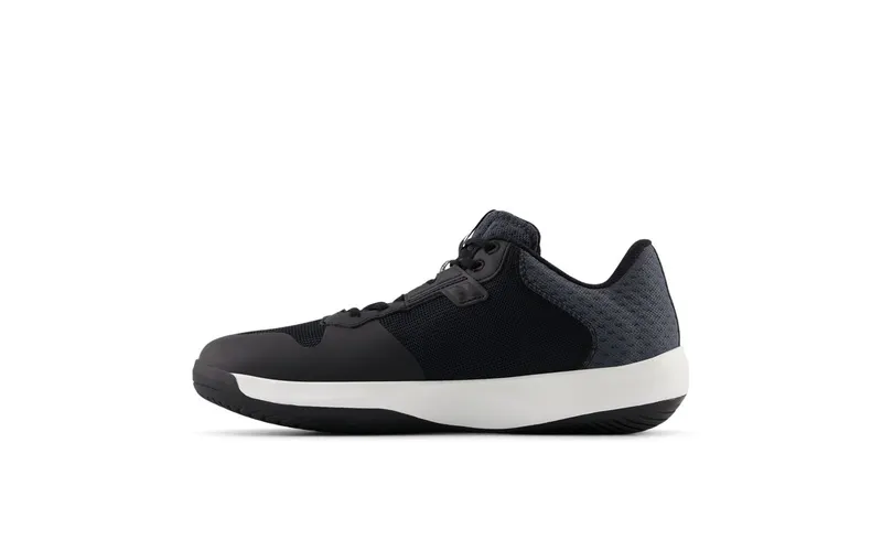 New Balance 696v6 Black White (MCH696B6)
