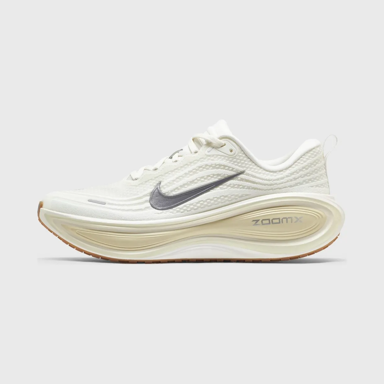 nike-vomero-plus IM8336100