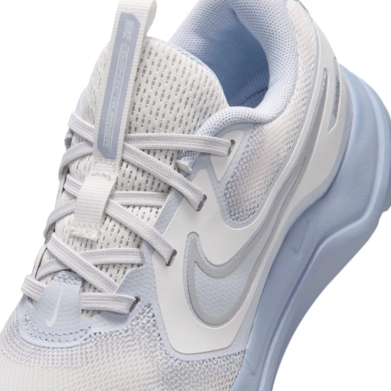 Nike Cosmic Runner White (HM4402-010)