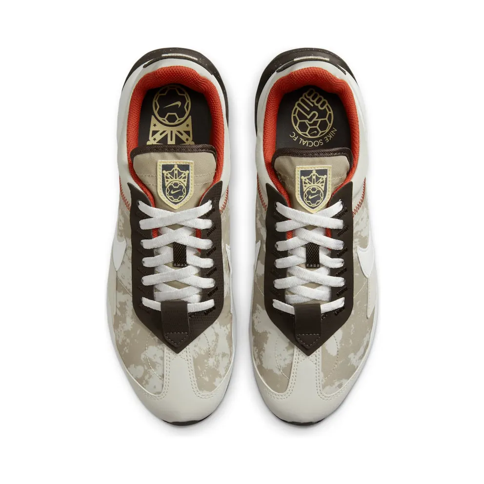 Nike Air Max Pre-Day SE Social FC (DQ4067-200)