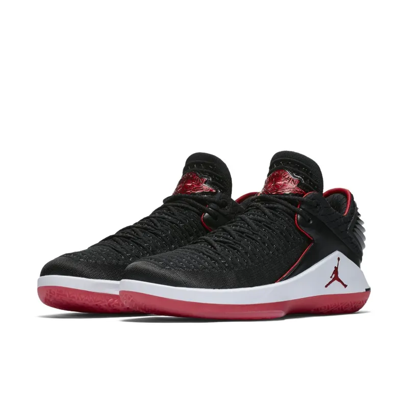 Jordan XXXII Low MJ Day Black/University Red-White (AA1256-001)