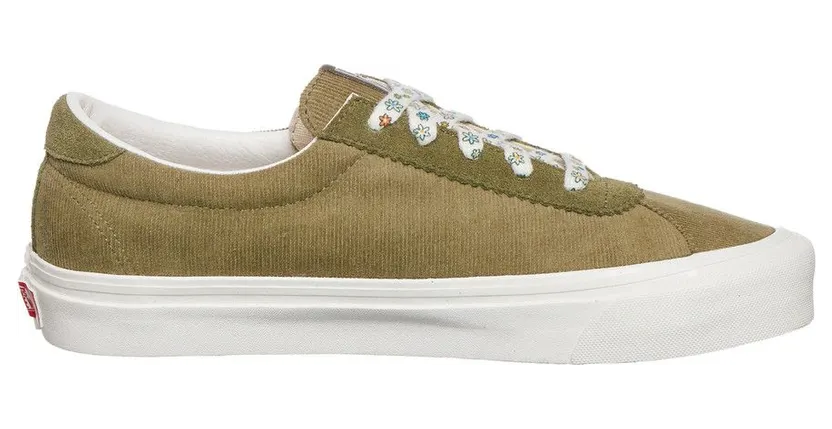vans-style VN0A7Q5AYXH1