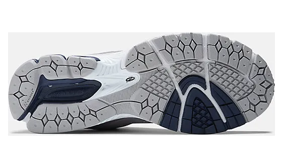 new-balance-2002r M2002RTH
