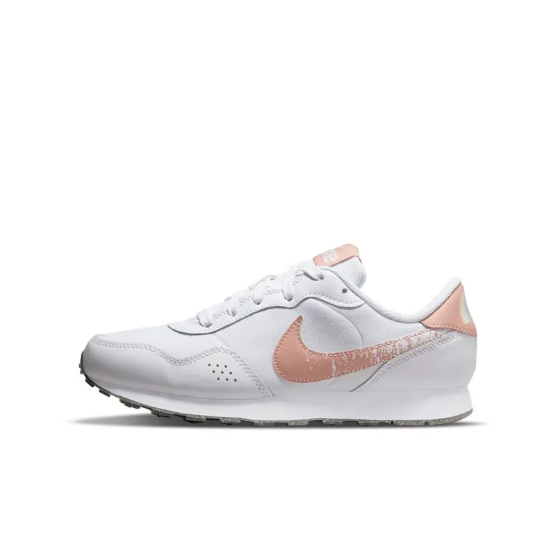 Nike MD Valiant SE Older Kids’ White (DM1273-100)