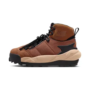 Nike Magmascape x sacai “Light British Tan / Black” (FN0563-200)