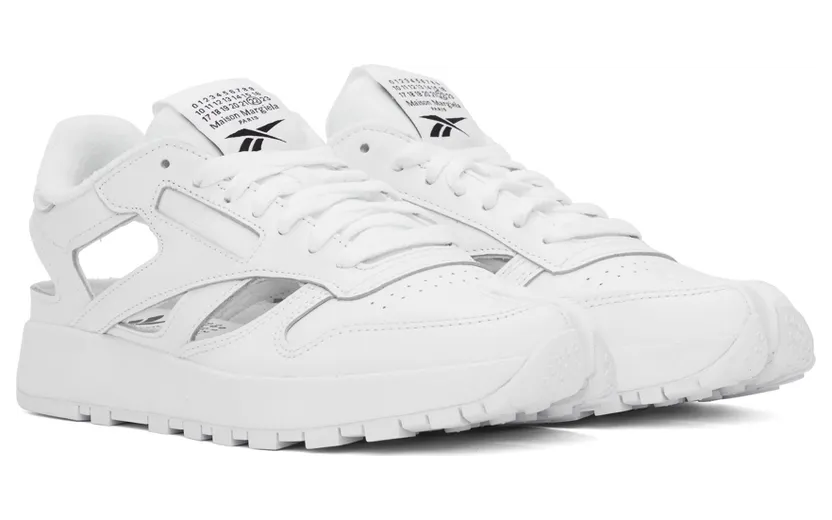Maison Margiela White Reebok Edition Décortiqué Tabi Low Sneakers (S58WS0204 P4376) (4)