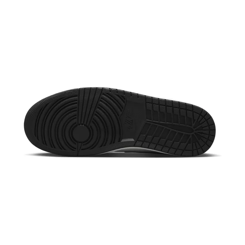 Jordan 1 Mid SE “Black Patent” (HV0789-010)