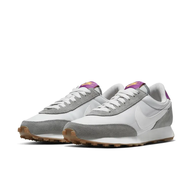 Nike Daybreak Particle Grey (W) Particle Grey/Vast Grey-Vivid Purple-Summit White (CK2351-004)