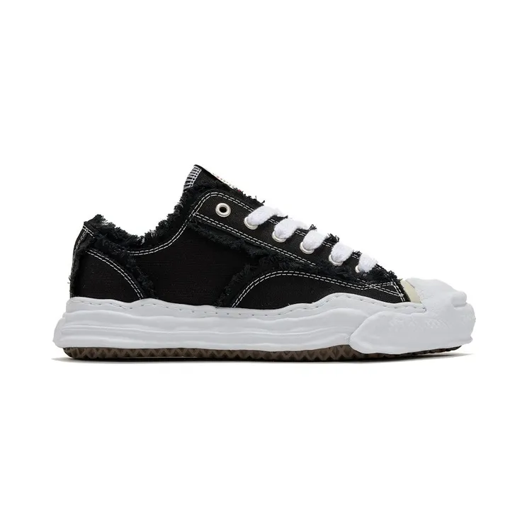 Maison Mihara Yasuhiro Hank OG Sole Canvas Low Frayed Black (A10FW714-BLK)