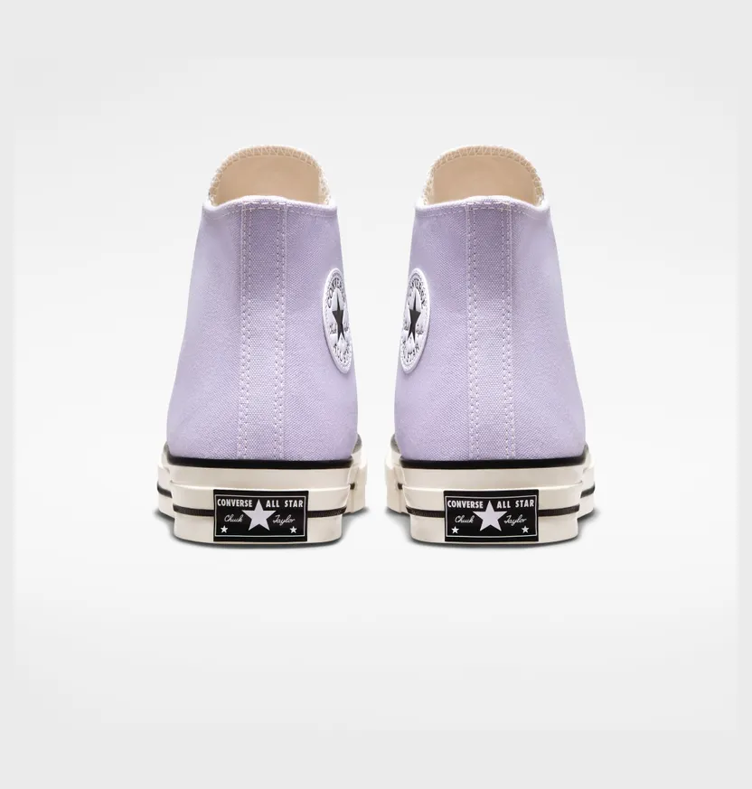 converse-chuck-taylor-all-star A02754C