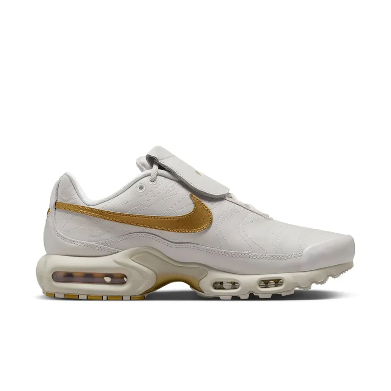 Nike Air Max Plus Tiempo “Metallic Gold” (HV2541-001)