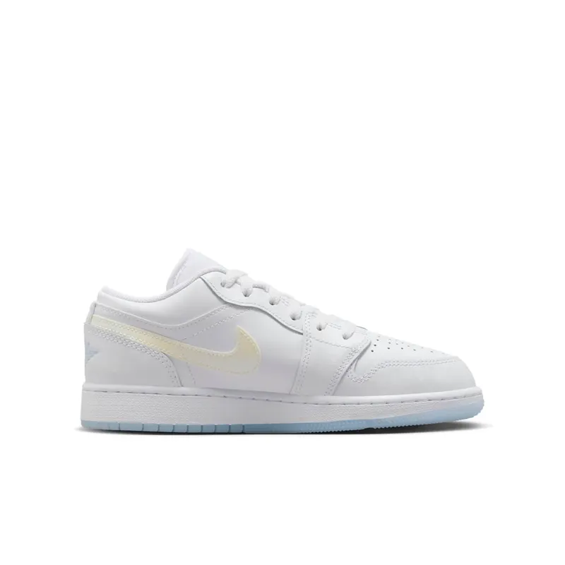 Air Jordan 1 Low GS “Glitter Swoosh” (FQ9112-100)