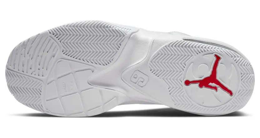air-jordan-max-aura CZ4167-105