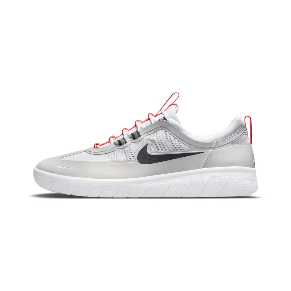 Nike SB Nyjah Free 2 Skateboardschuh – Grau Grau (BV2078-007)